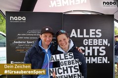 Das Foto von Besuchern bei der Kick-off Veranstaltung der Challenge Roth. 